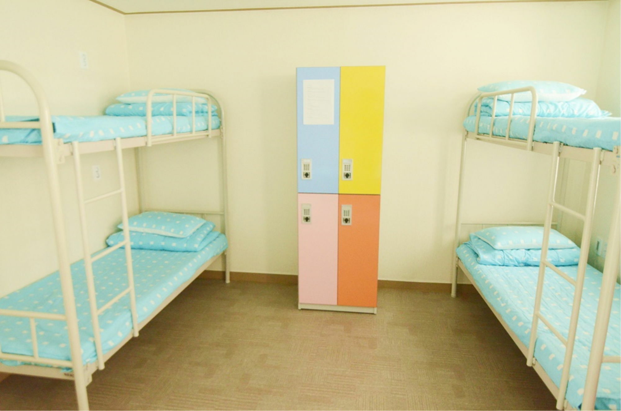 Kimchee Downtown Guesthouse Сеул Екстериор снимка