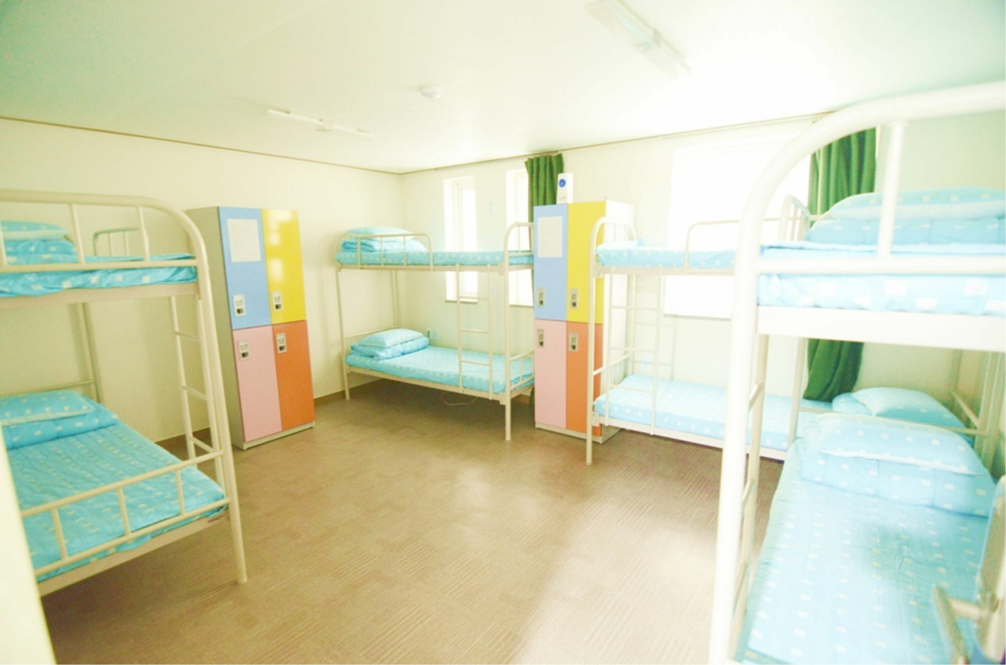 Kimchee Downtown Guesthouse Сеул Екстериор снимка